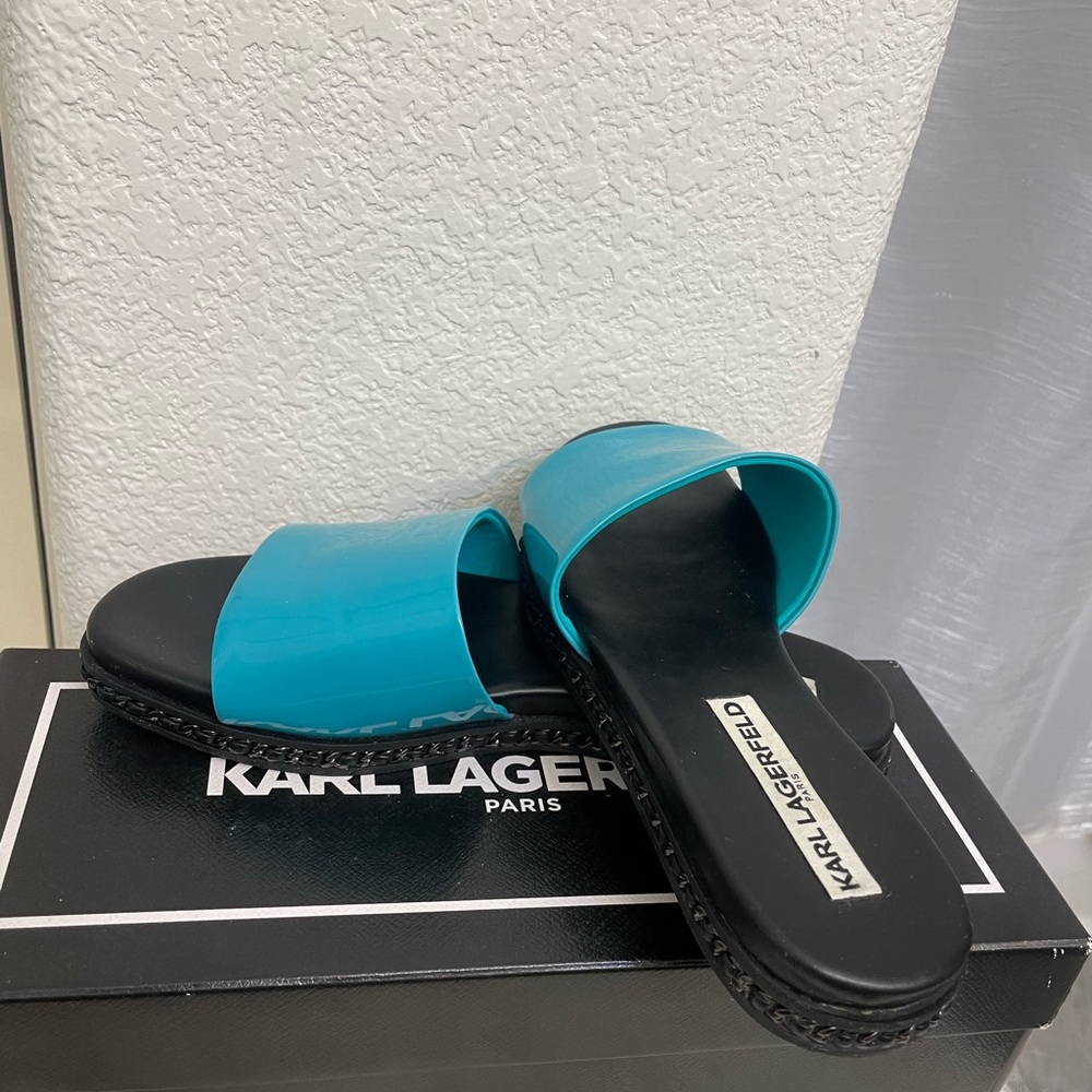 Karl Lagerfield Paris 6.5 size. Style Billi